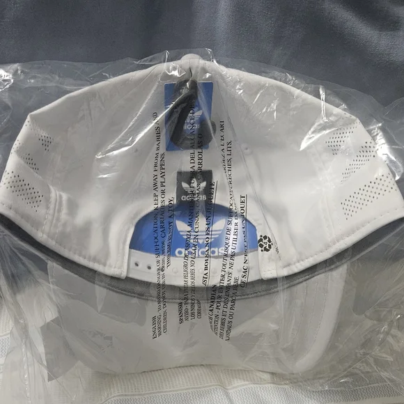 Adidas White Cap - Picture 5 of 6